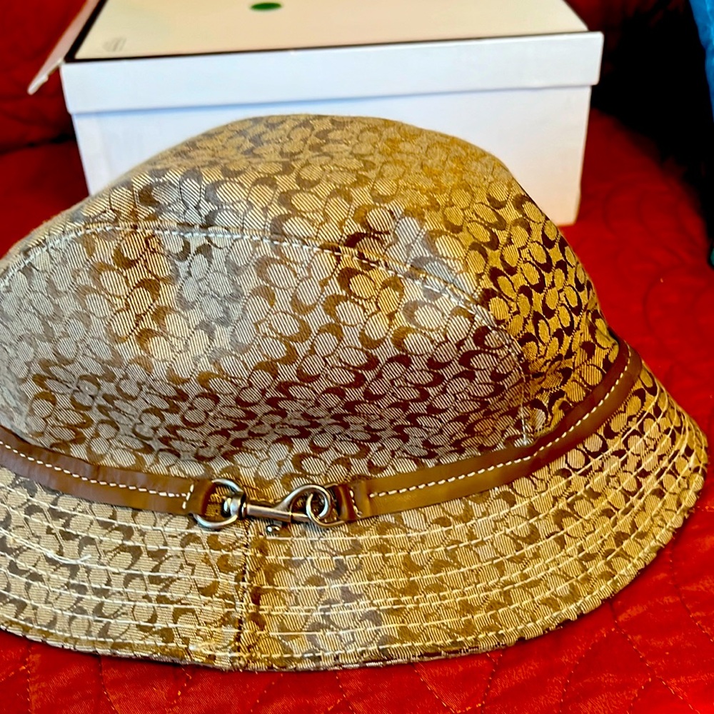 Coach bucket hat